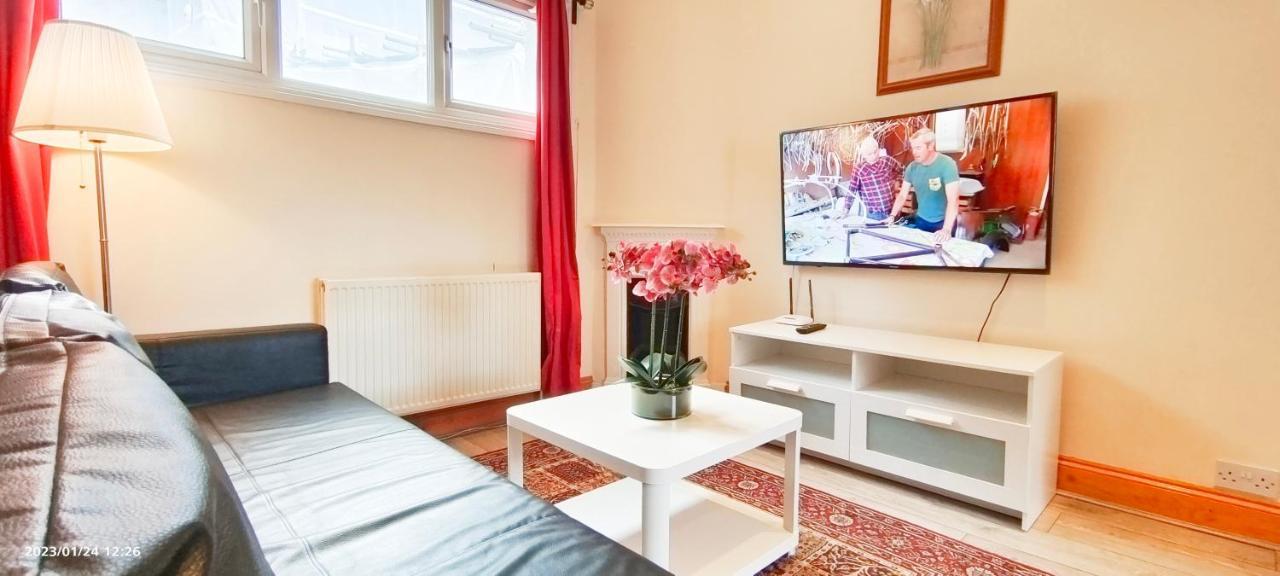 Ferienwohnung Flat 2, 6 Tauton Mews In Marylebone London Exterior foto